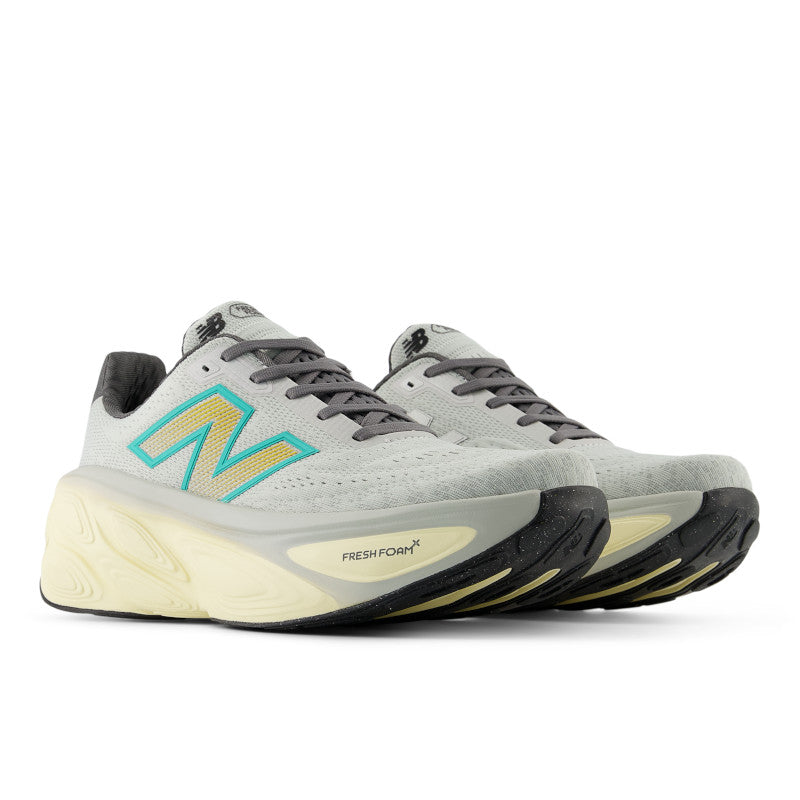 New Balance Men's More v5