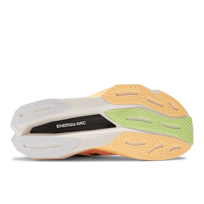 New Balance Women's FuelCell SuperComp Elite v4