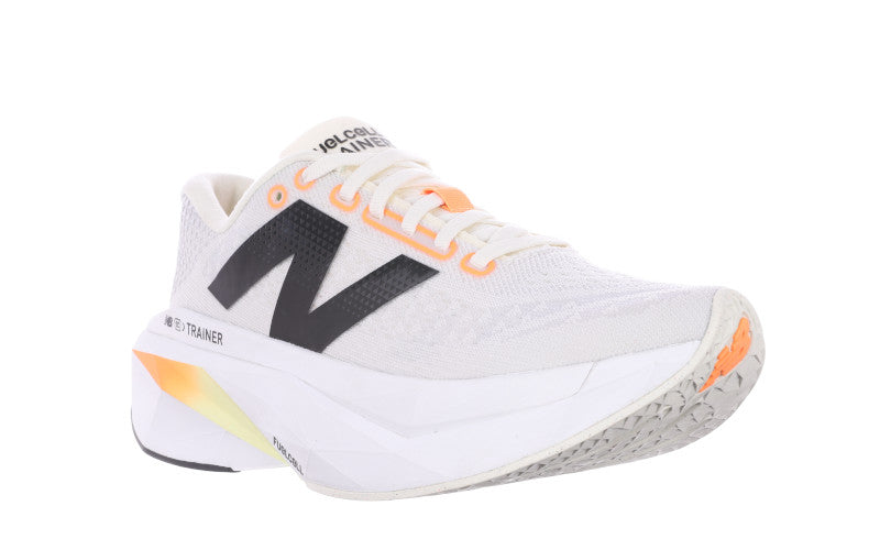 New Balance Women's FuelCell SuperComp Trainer V3