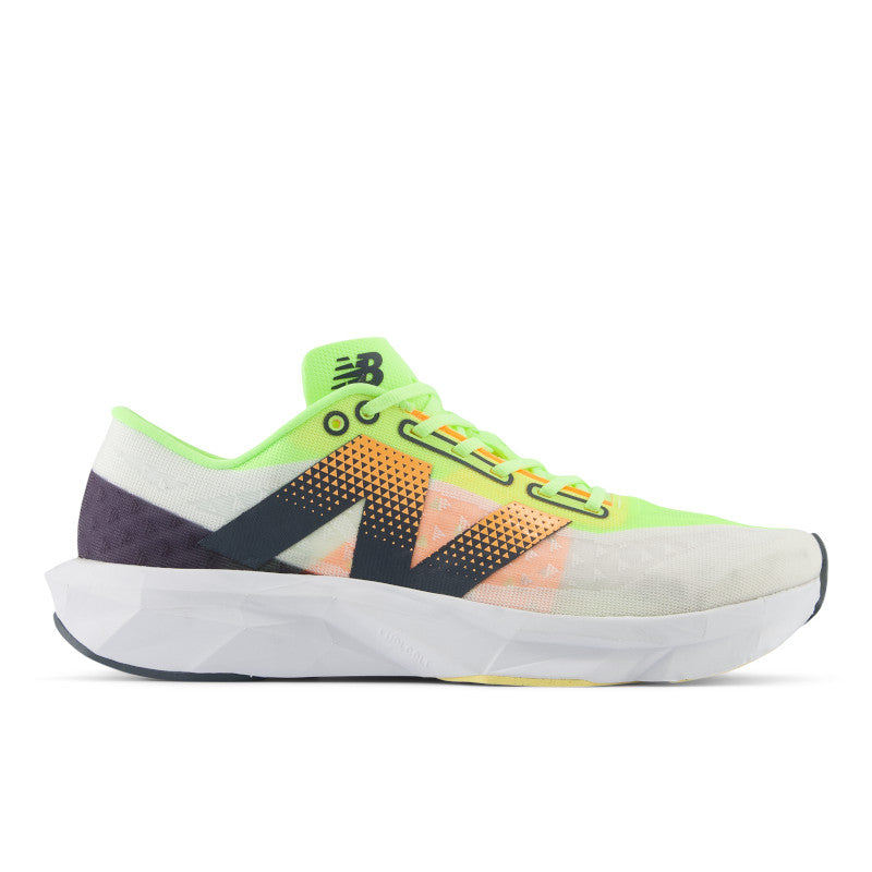 NewBarance FuelCell Pvlse v1 （11月まで） Fuelcell Pvlse v1 - New Balance