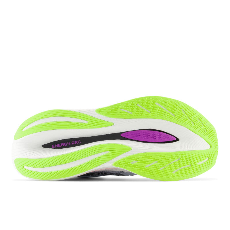 New Balance Women's FuelCell SuperComp Trainer V2
